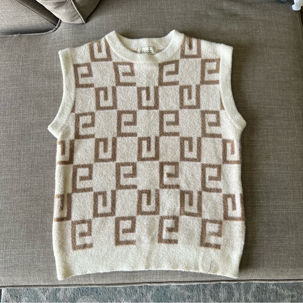 Patterned Sweater Vest